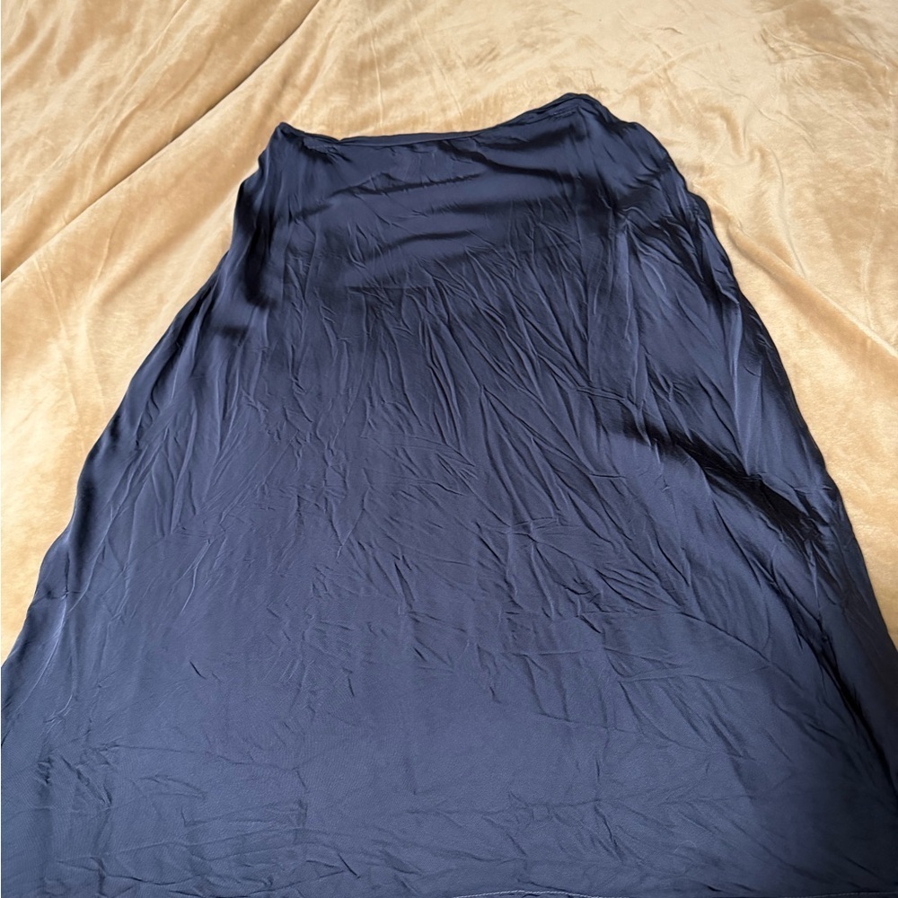 Velvet by Graham & Spencer Gray Satin Midi Slip Skirt Small - Picture 2 of 6